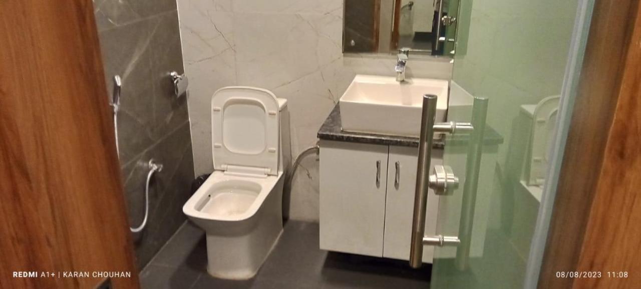 Hotel & Hostel Vimal Ganga Rishīkesh Eksteriør billede